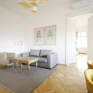 Apartmán Heymi Oper