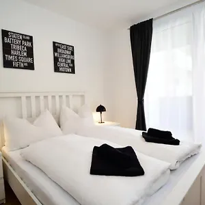 Apartament Flataid Stadion & Messe 