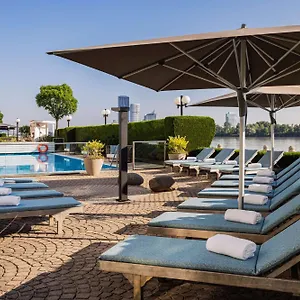 4* Otel Hilton Waterfront