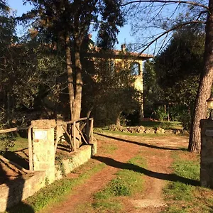 https://case-vacanza-podere-risoino.it-tuscanyhotel.com